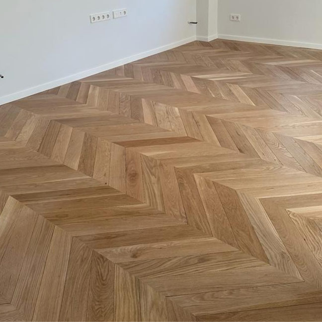 Tarimas de madera maciza interior